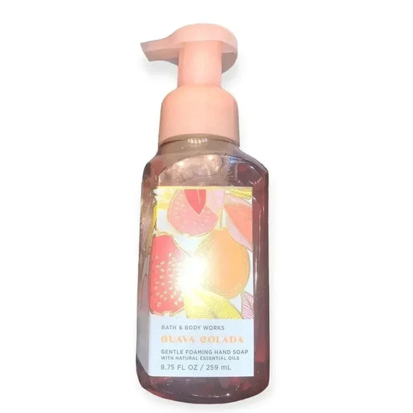 Bath & Body Works Guava Colada Orange Gentle Foaming Hands Soap 8.75 Fl Oz - Picture 1 of 1